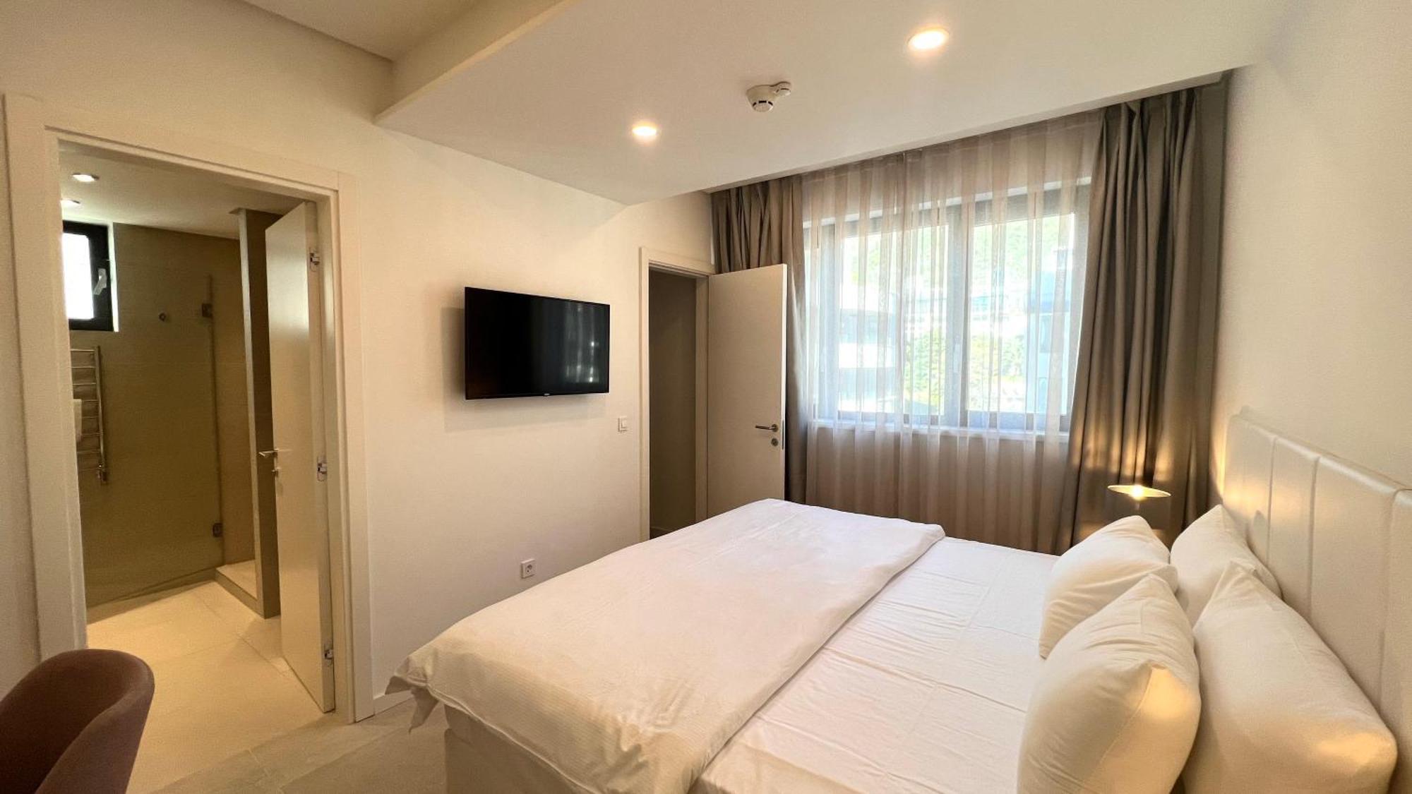 Sunraf Luxe Apartments Budua Esterno foto